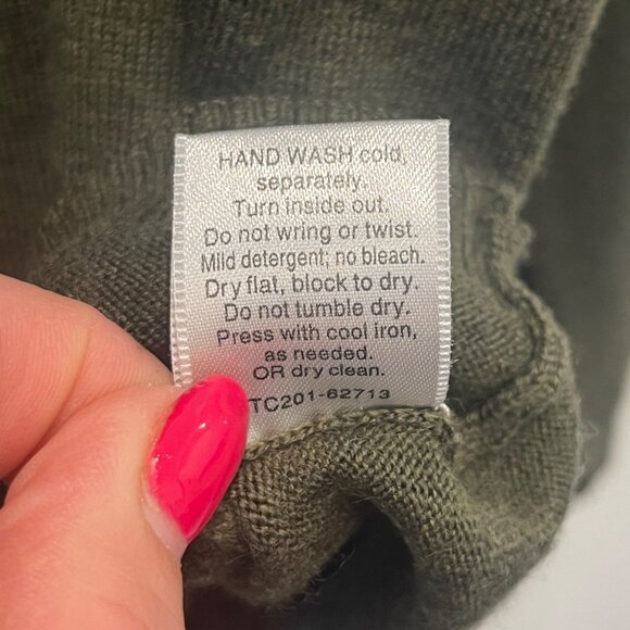 Pendleton 100% Merino Wool Sweater Career Women's Green Turtleneck Size Medium - Picture 8 of 9